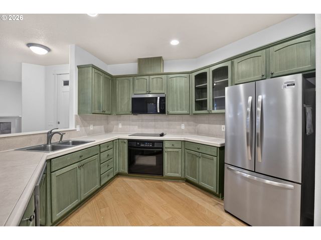 7095 Ne ROCKY BROOK St, Hillsboro, OR 97124