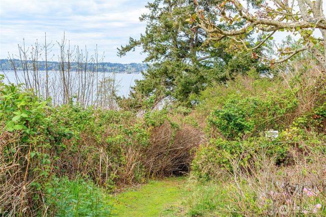 0 Lot 19 Sahalee Court, Clinton, WA 98236
