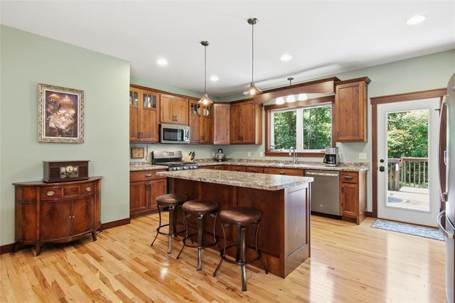 1347 Howard Drive, Eau Claire, WI 54701