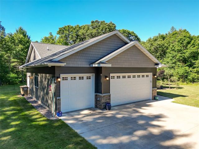 1347 Howard Drive, Eau Claire, WI 54701