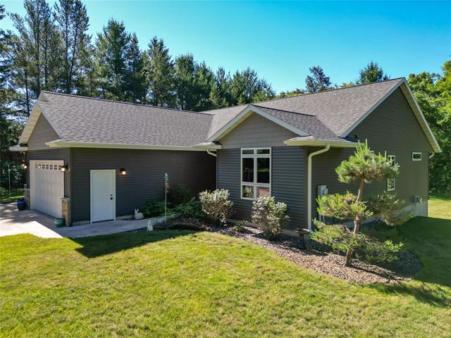 1347 Howard Drive, Eau Claire, WI 54701