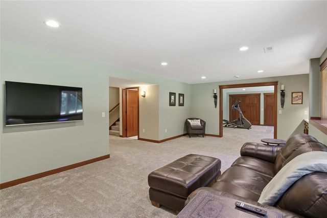 1347 Howard Drive, Eau Claire, WI 54701