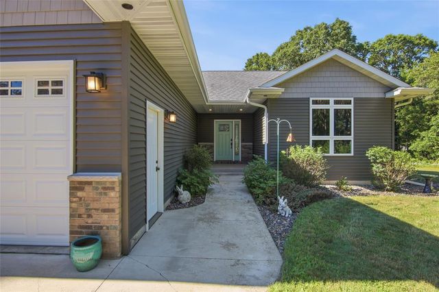 1347 Howard Drive, Eau Claire, WI 54701