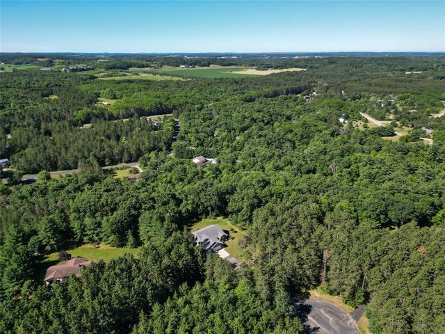 1347 Howard Drive, Eau Claire, WI 54701
