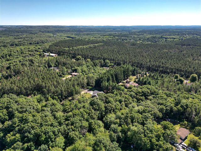 1347 Howard Drive, Eau Claire, WI 54701