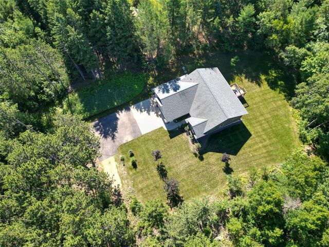 1347 Howard Drive, Eau Claire, WI 54701