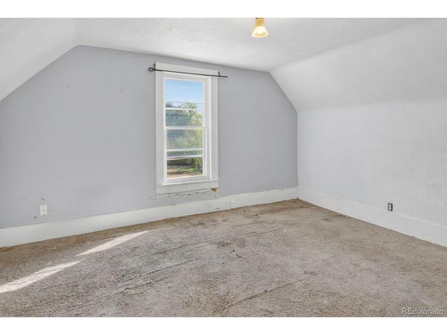 222 Bowen St, Longmont, CO 80501