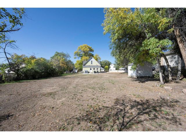 222 Bowen St, Longmont, CO 80501