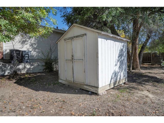 222 Bowen St, Longmont, CO 80501