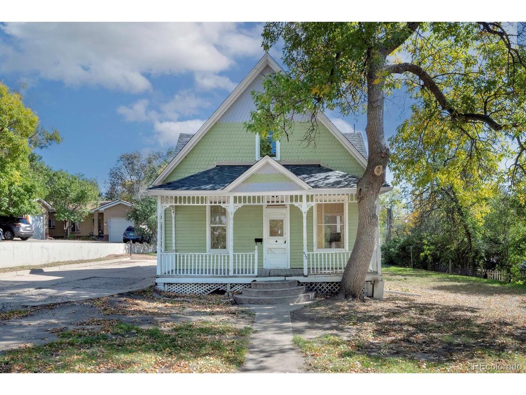 222 Bowen St, Longmont, CO 80501