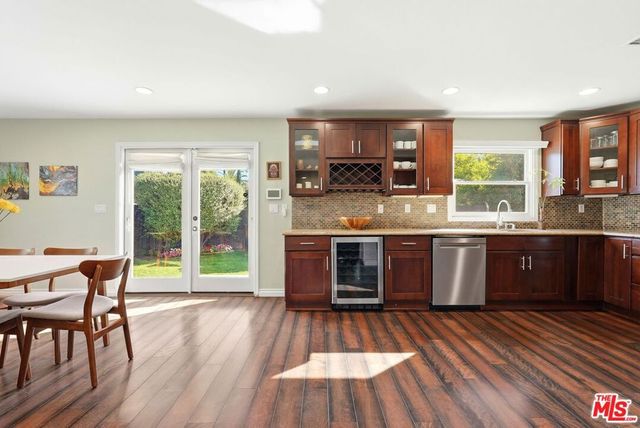 1020 N Garfield Avenue, Pasadena, CA 91104