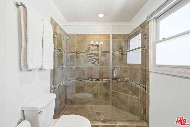 1020 N Garfield Avenue, Pasadena, CA 91104