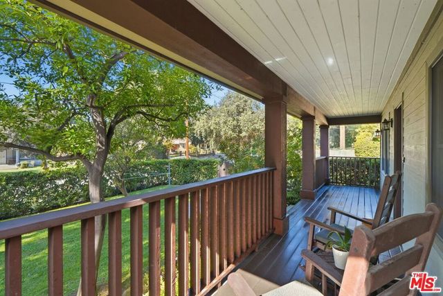 1020 N Garfield Avenue, Pasadena, CA 91104