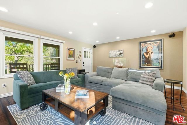 1020 N Garfield Avenue, Pasadena, CA 91104