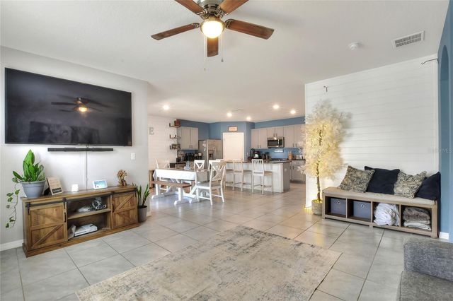 1829 PRISTINE LOOP, Lakeland, FL 33811