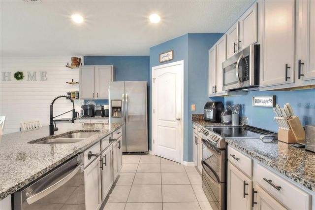 1829 PRISTINE LOOP, Lakeland, FL 33811