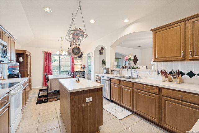 253 Tierra Grande, Cibolo, TX 78108