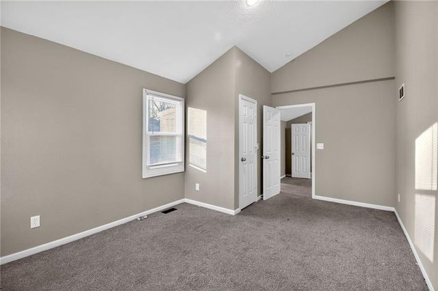 405 S BELLEMERE Road, Blue Springs, MO 64015