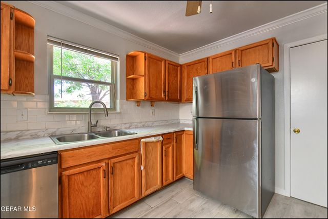 170 Silver Shadow Drive C, El Paso, TX 79912