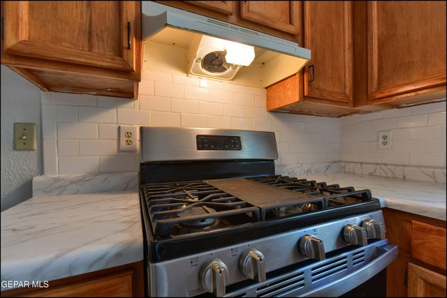 170 Silver Shadow Drive C, El Paso, TX 79912