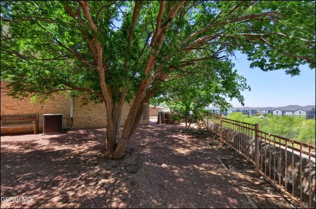 170 Silver Shadow Drive C, El Paso, TX 79912