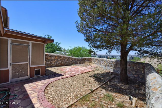 170 Silver Shadow Drive C, El Paso, TX 79912