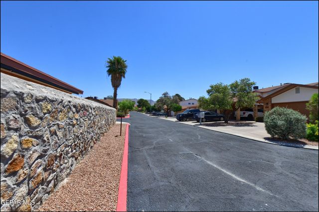 170 Silver Shadow Drive C, El Paso, TX 79912