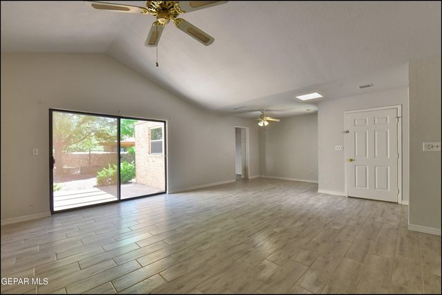 170 Silver Shadow Drive C, El Paso, TX 79912