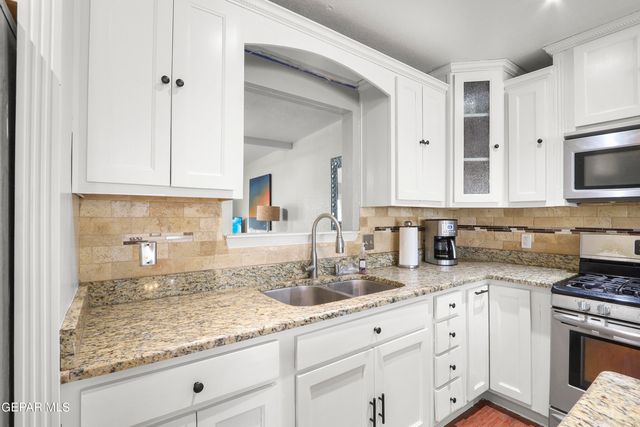 702 CEDAR Street, Anthony, TX 79821