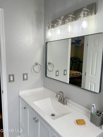 702 CEDAR Street, Anthony, TX 79821