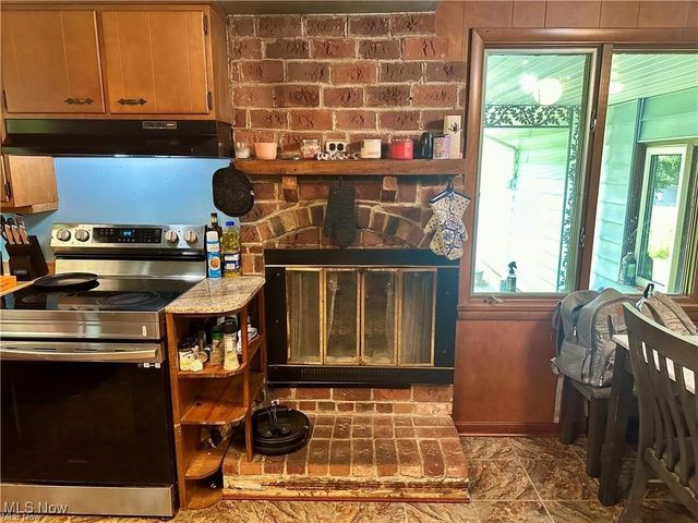 1004 N Bentley Avenue, Niles, OH 44446