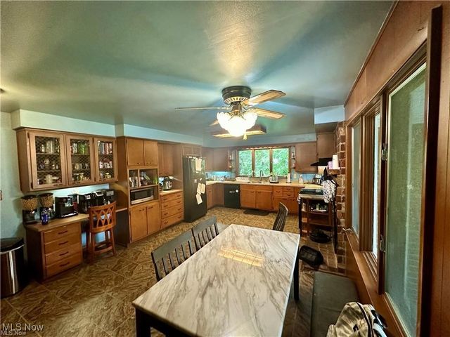 1004 N Bentley Avenue, Niles, OH 44446