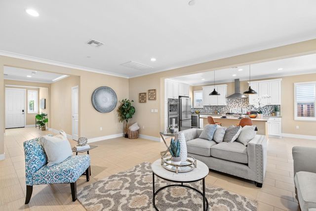 18481 Keswick Dr, Lathrop, CA 95330