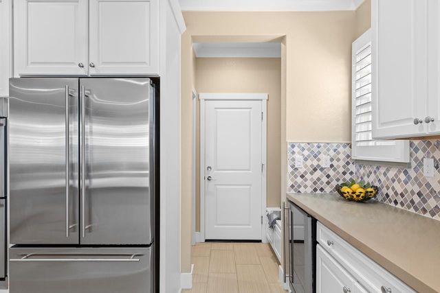 18481 Keswick Dr, Lathrop, CA 95330