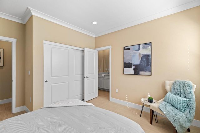 18481 Keswick Dr, Lathrop, CA 95330