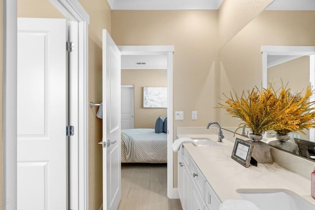 18481 Keswick Dr, Lathrop, CA 95330