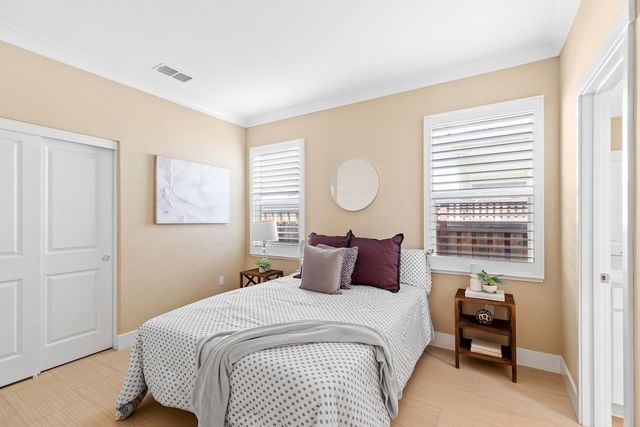 18481 Keswick Dr, Lathrop, CA 95330