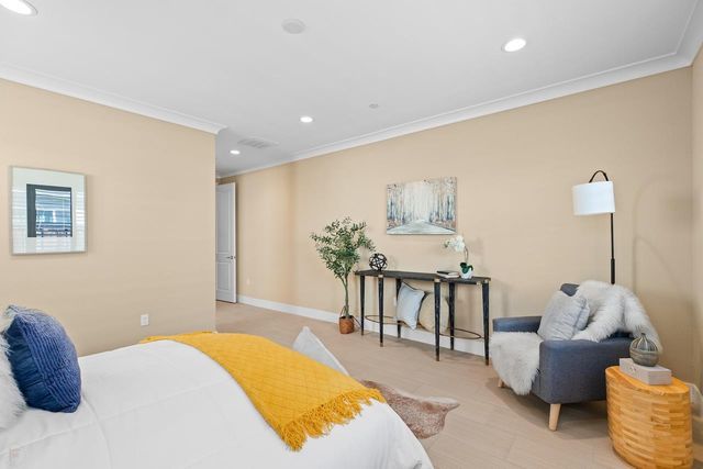 18481 Keswick Dr, Lathrop, CA 95330