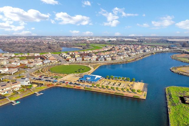 18481 Keswick Dr, Lathrop, CA 95330