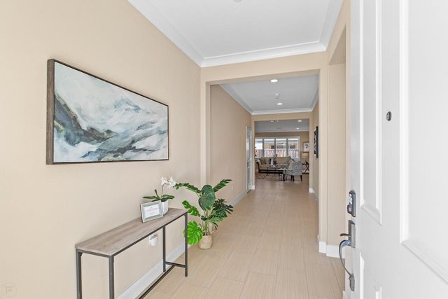 18481 Keswick Dr, Lathrop, CA 95330