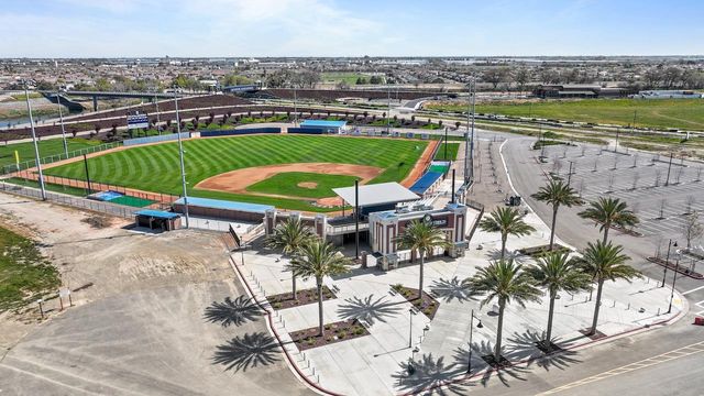 18481 Keswick Dr, Lathrop, CA 95330