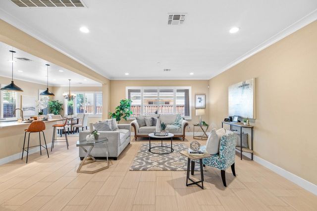 18481 Keswick Dr, Lathrop, CA 95330