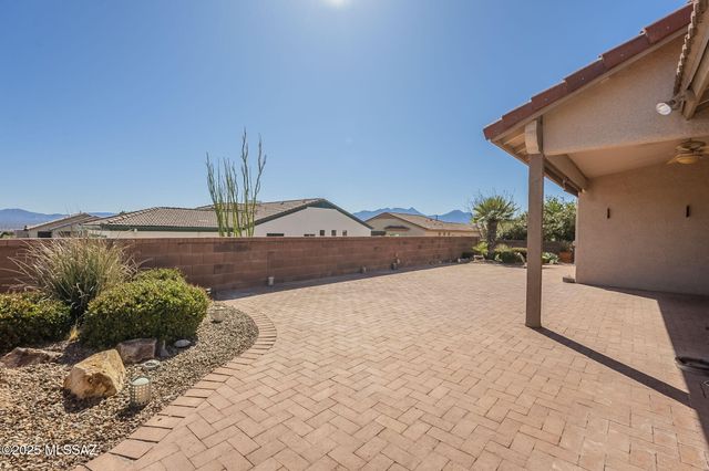 312 N Cedar Crest Drive, Green Valley, AZ 85614