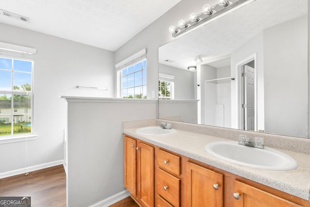 719 Tullamore Way, Hampton, GA 30228