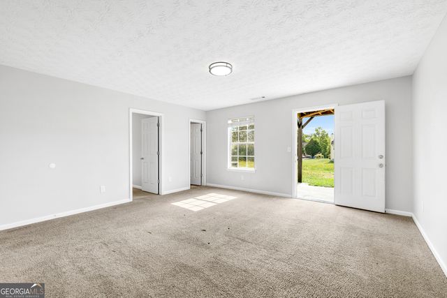 719 Tullamore Way, Hampton, GA 30228