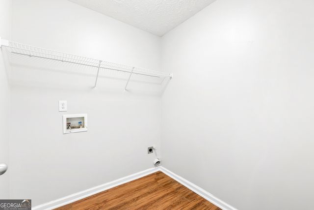 719 Tullamore Way, Hampton, GA 30228