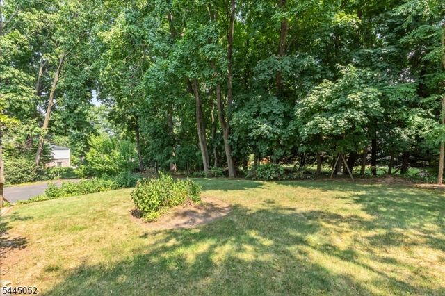 84 Green Ave, Madison Boro, NJ 07940