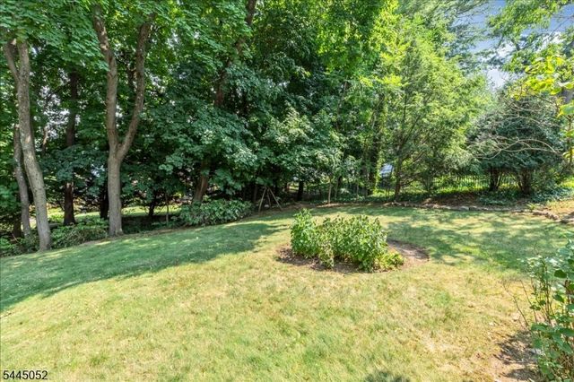 84 Green Ave, Madison Boro, NJ 07940