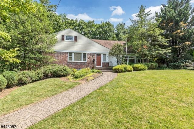 84 Green Ave, Madison Boro, NJ 07940