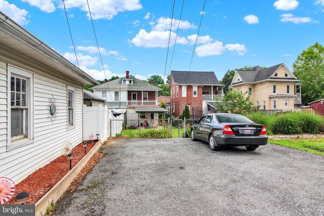4230 PENN AVE, Reading, PA 19608